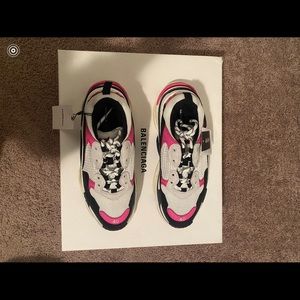 The Triple S sneakers in neon pink, black and white leather.